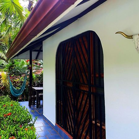 The Scarlet Villas Ojochal Exterior photo