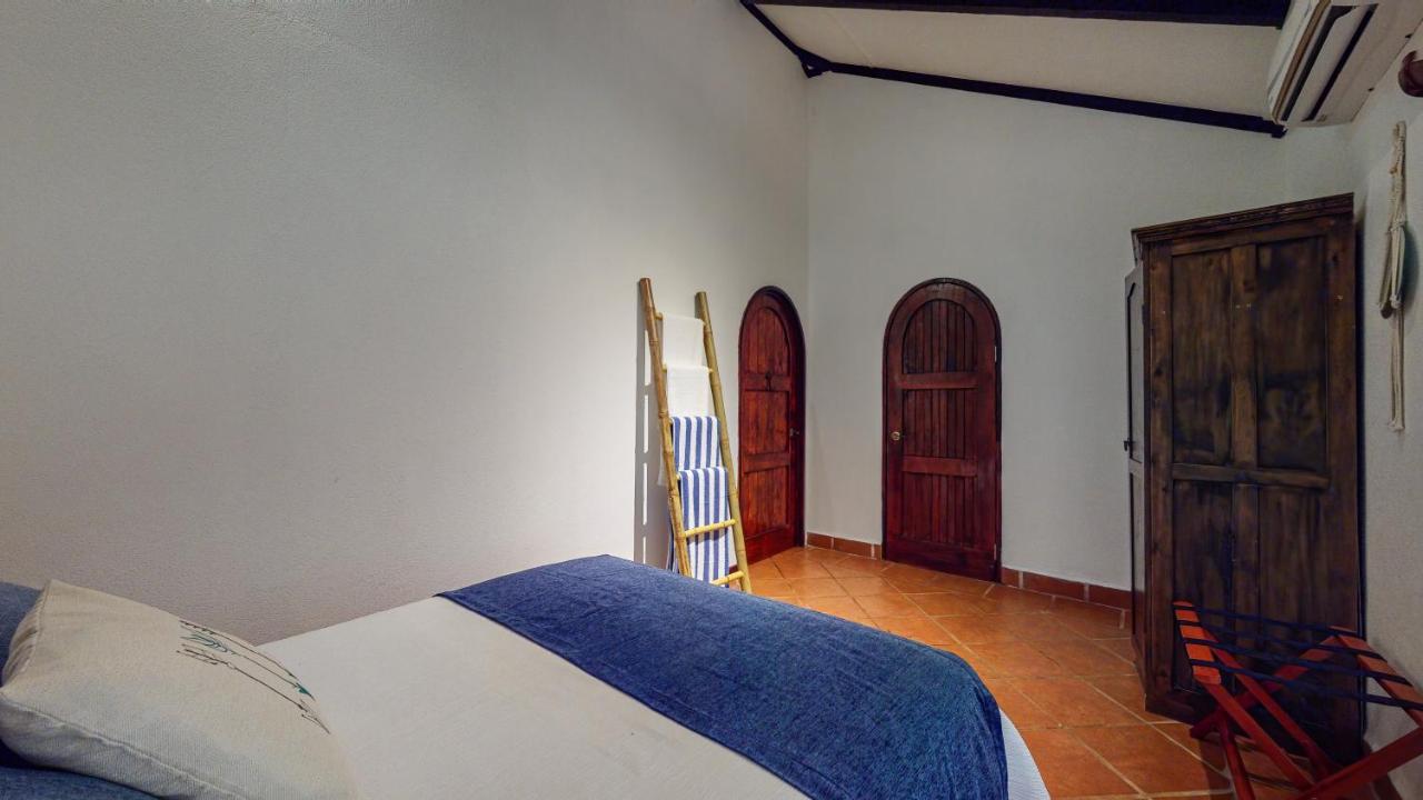The Scarlet Villas Ojochal Exterior photo