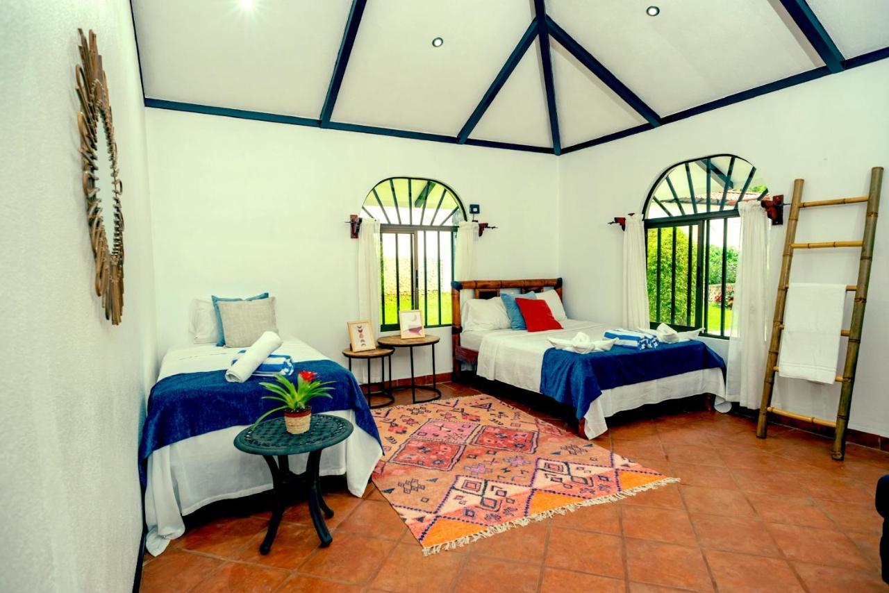 The Scarlet Villas Ojochal Exterior photo