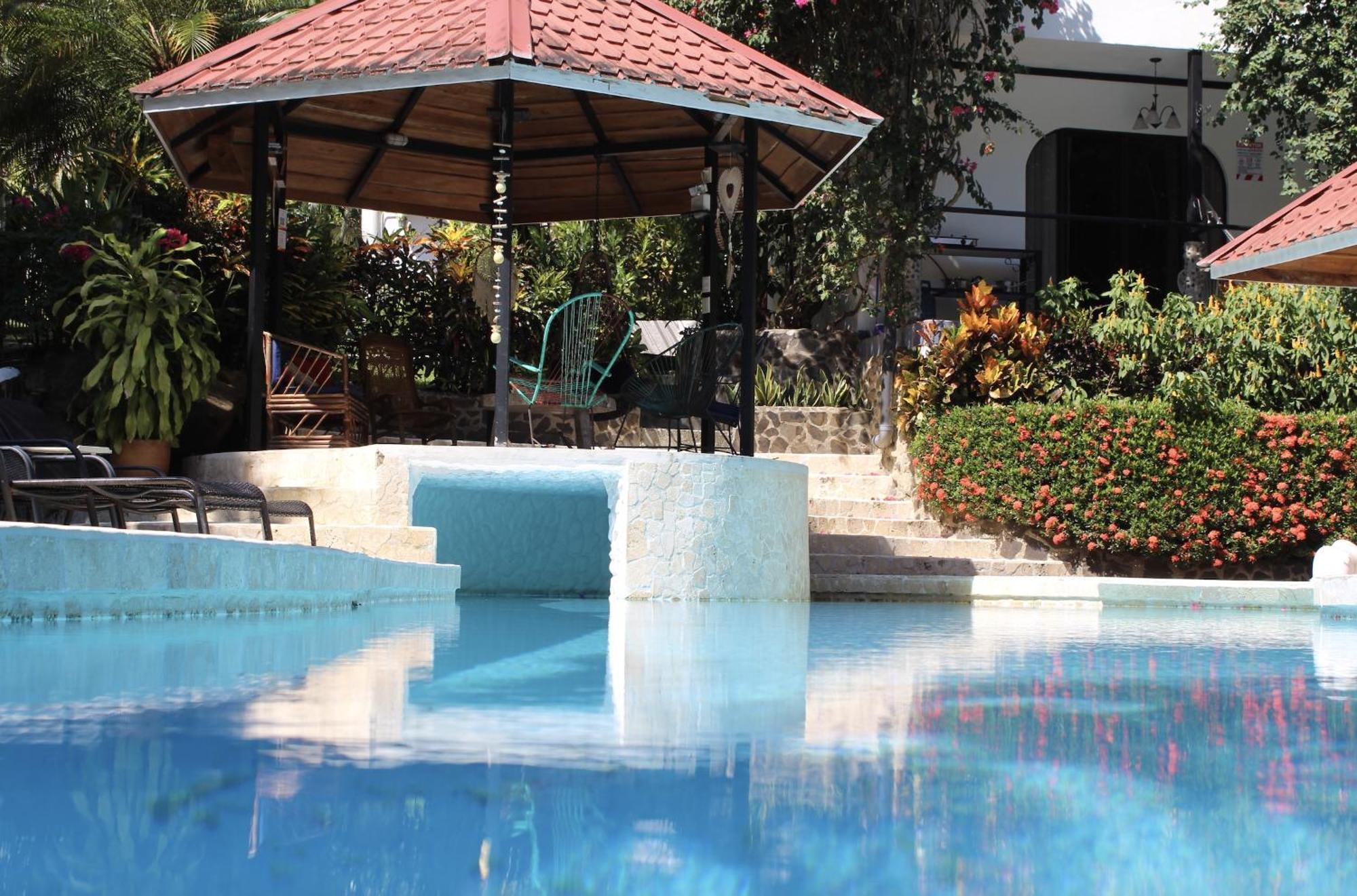 The Scarlet Villas Ojochal Exterior photo